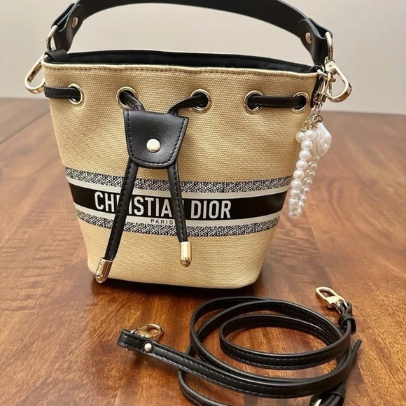 Dior Handbags - Dior Beautè VIP Crossbody Shoulder Bag NIB With All Accessories